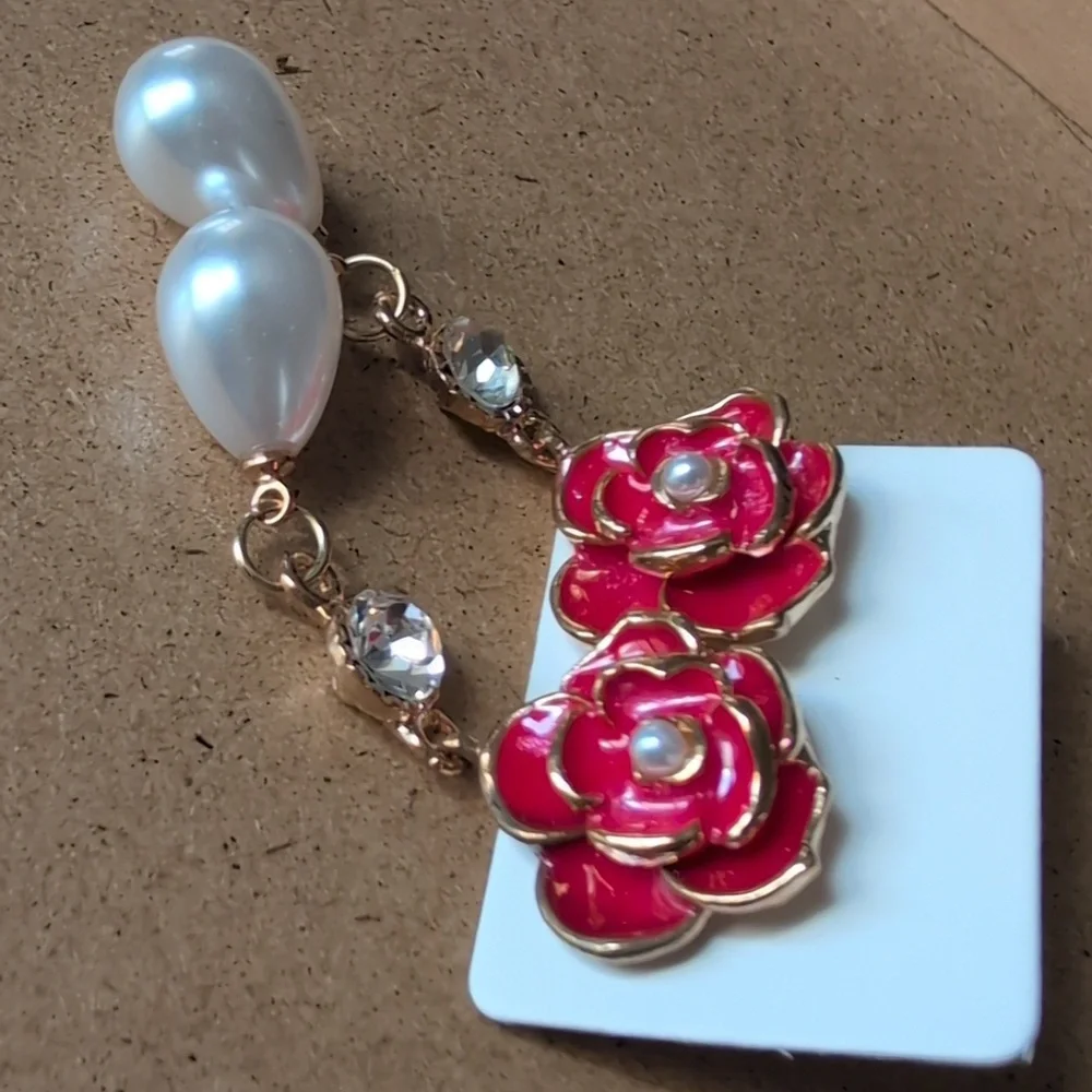 Elegant Red Floral Pearl Drop Earrings